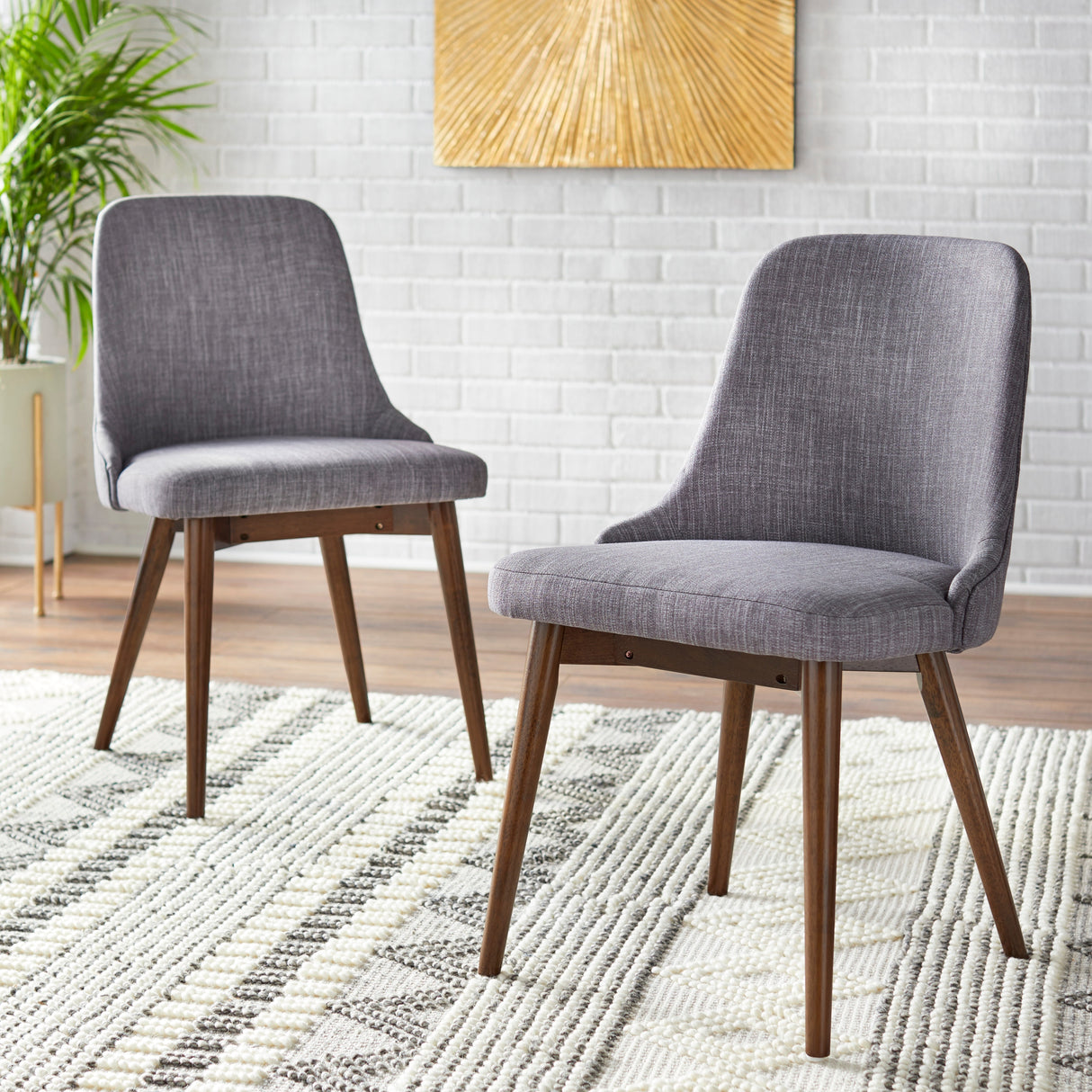 Carson Carrington Tornio Round 3-piece Dining Set