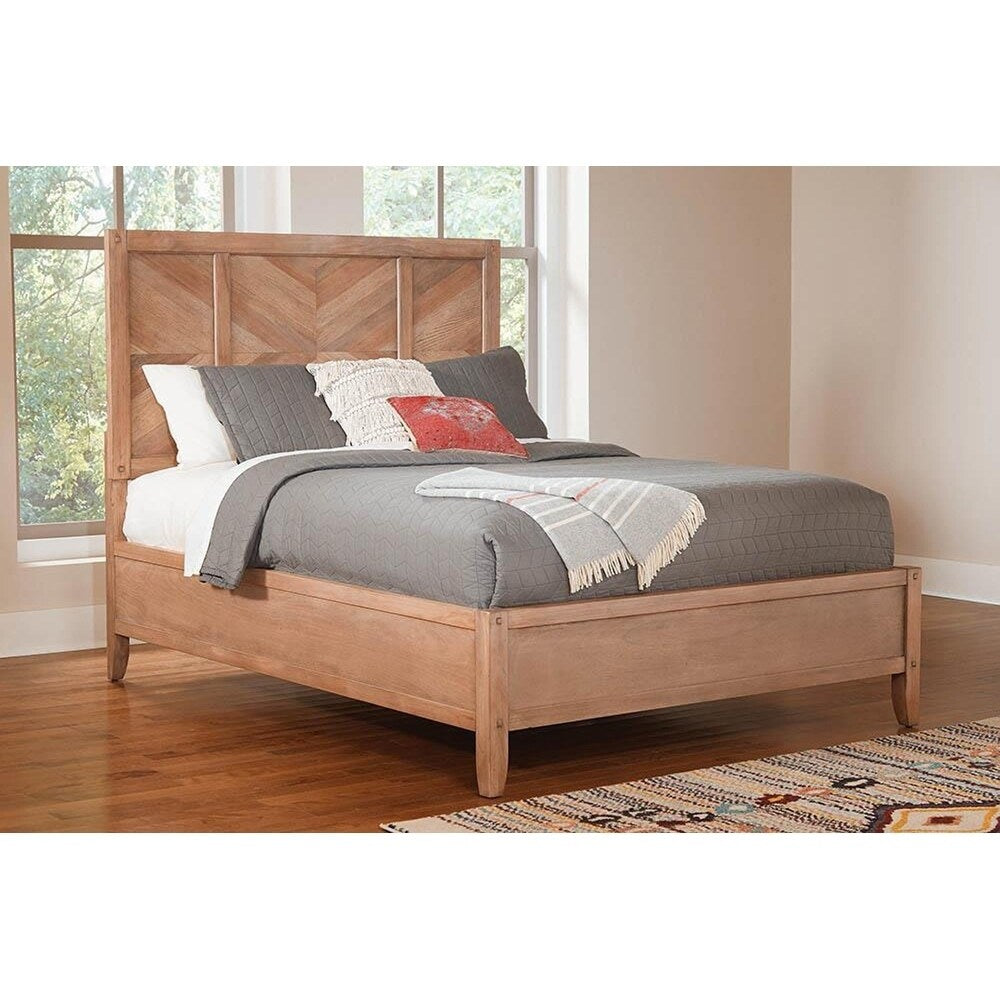 Casserly White Washed Natural 3-piece Panel Bedroom Set with Chest