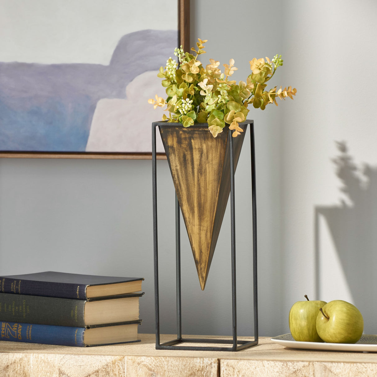 Cedarville Indoor Iron Handcrafted Decorative Frame Vase by Christopher Knight Home
