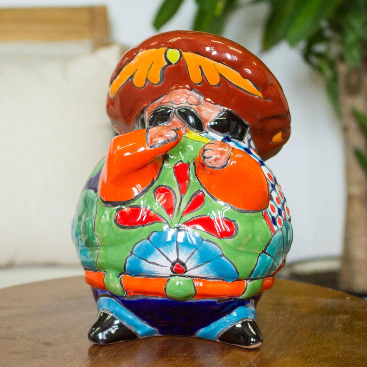 Ceramic figurine, 'Singing Mariachi'