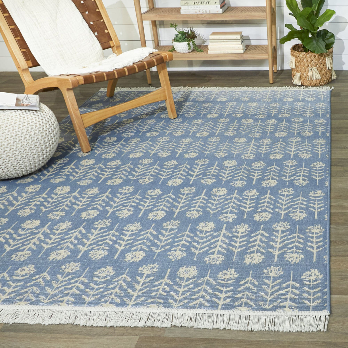Cesar Modern Floral Recycled Area Rug