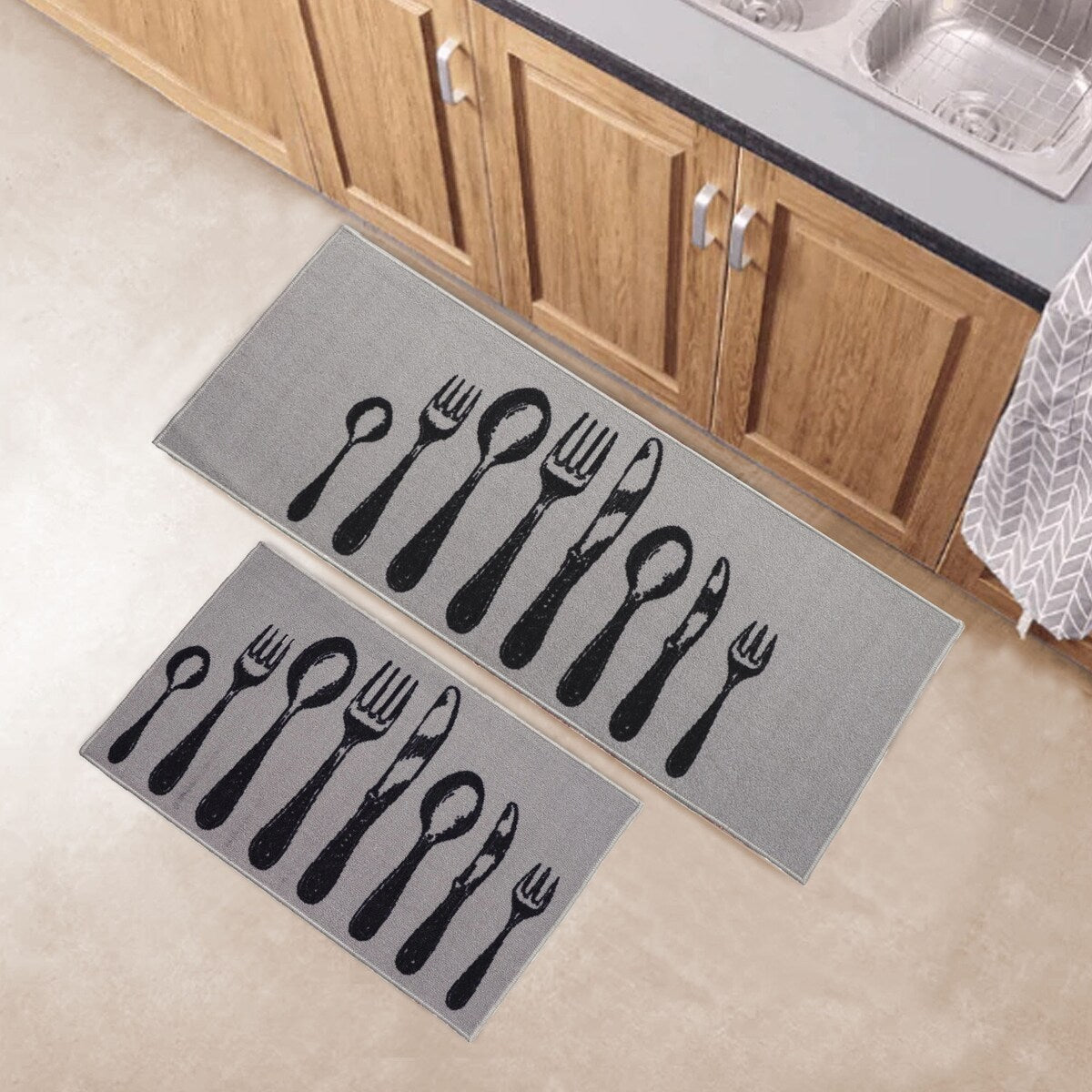 Chic Cutlery Print Wool-Effect Kitchen Mat and Runner Rug