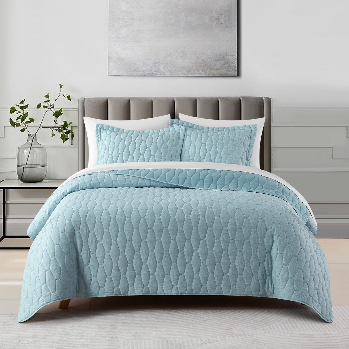 Chic Home Nya 3-Piece Geomertric Hexagon Pattern Quilt Set