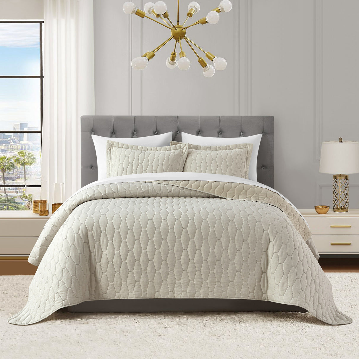 Chic Home Nya 3-Piece Geomertric Hexagon Pattern Quilt Set