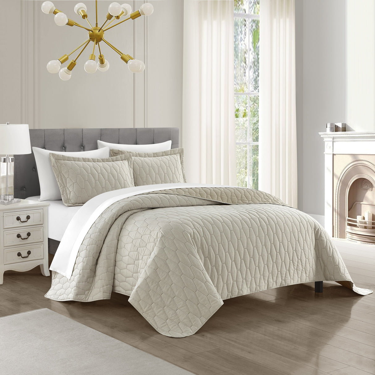 Chic Home Nya 3-Piece Geomertric Hexagon Pattern Quilt Set