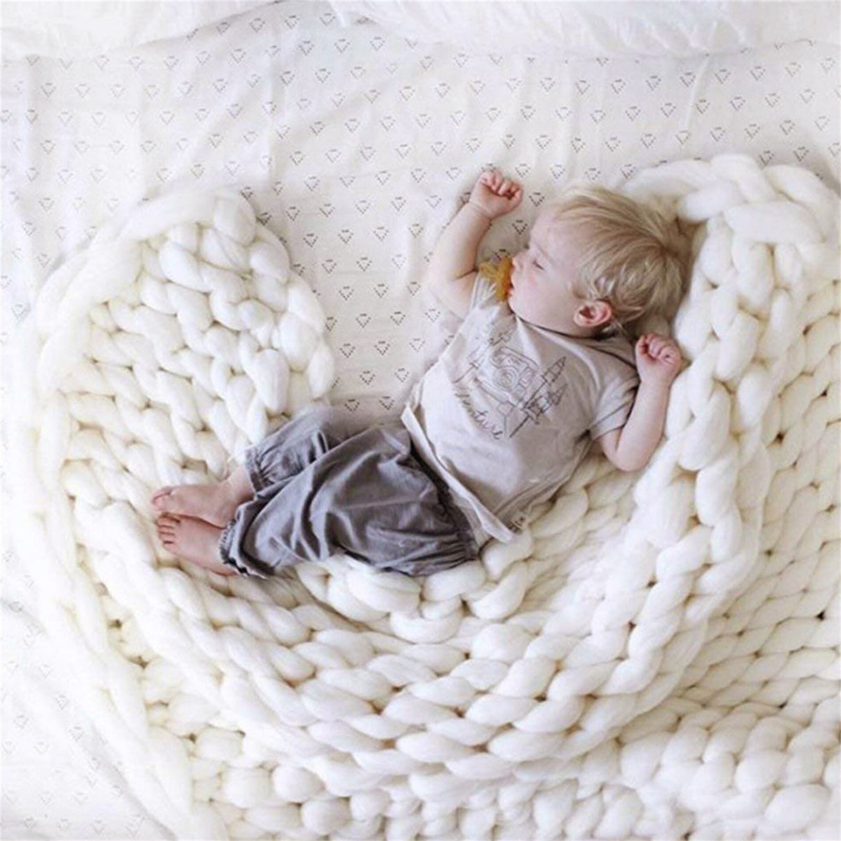 Chunky Knit Blanket Hand Made Bedroom Sofa Home Decor