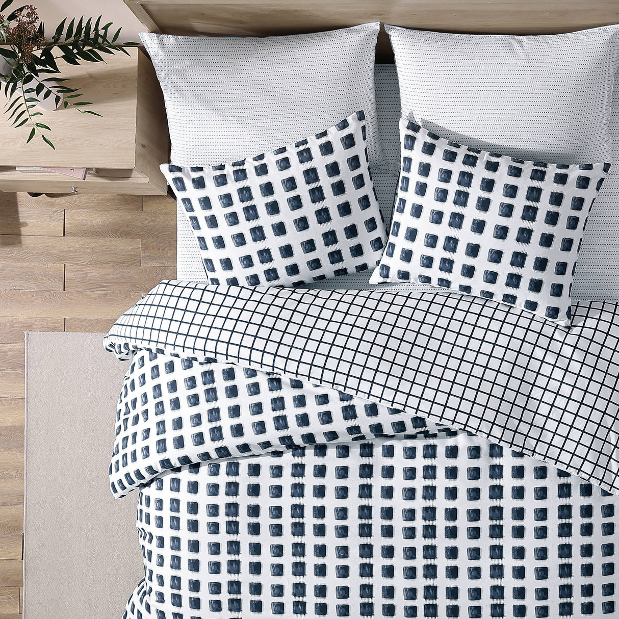 City Scene Urban Shibori Reversible Blue Duvet Cover Set