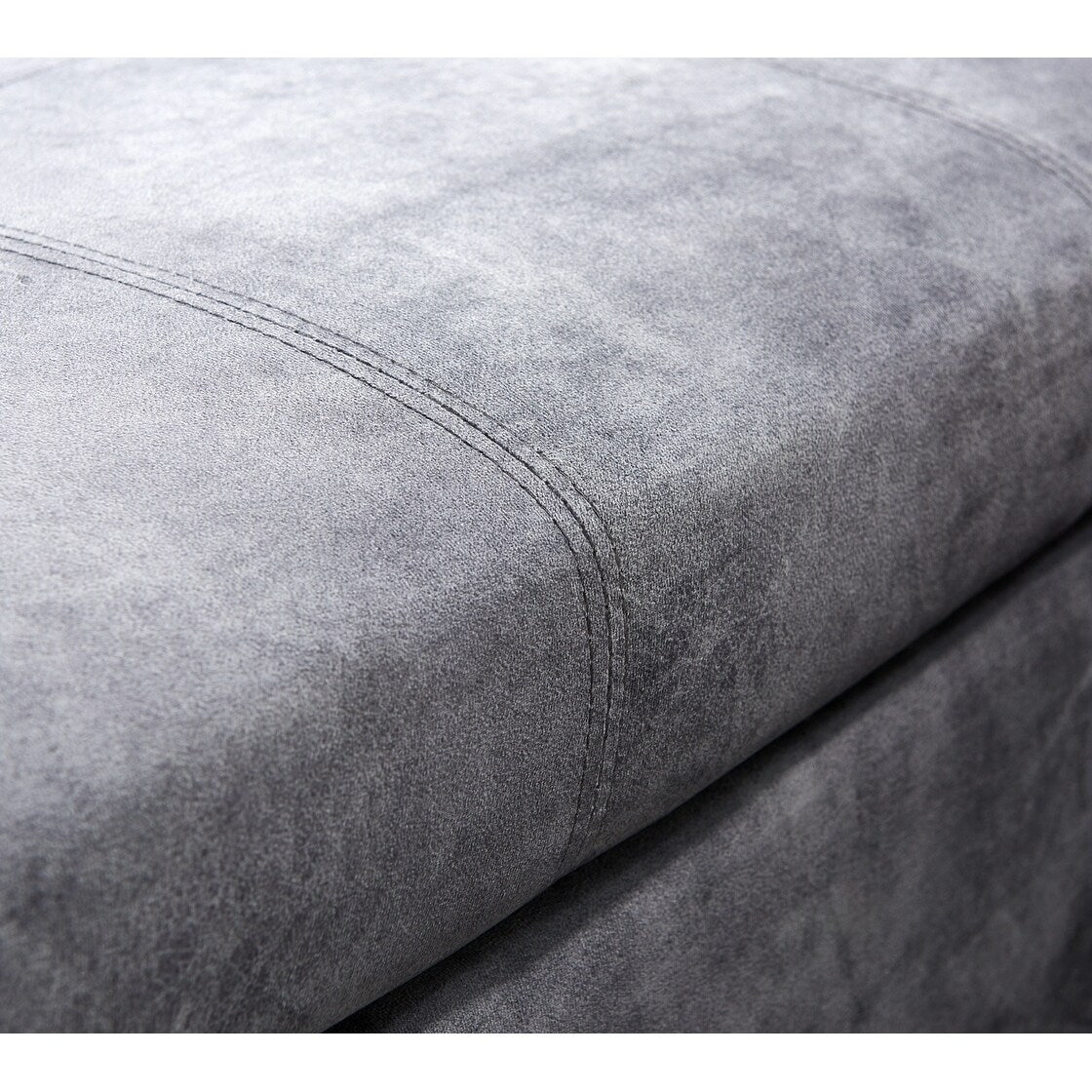 Classic Sectional sofa with pulled out bed