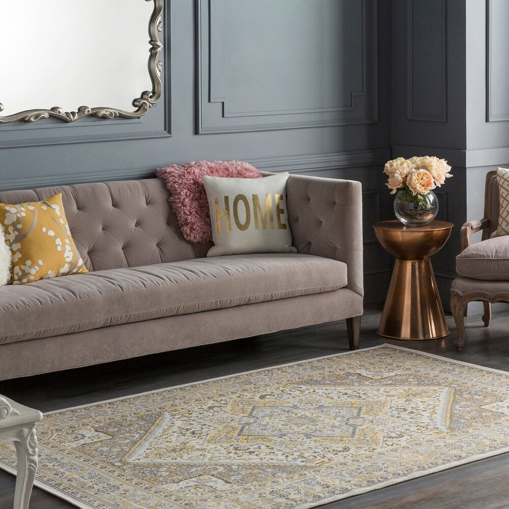 Colonial Home Tan Oriental Medallion Area Rug - 3'11" x 6'