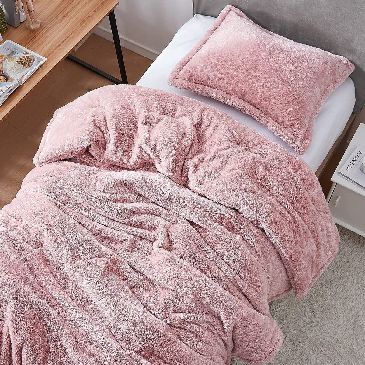 Coma Inducer® Oversized Plush Comforter - Sepia Rose