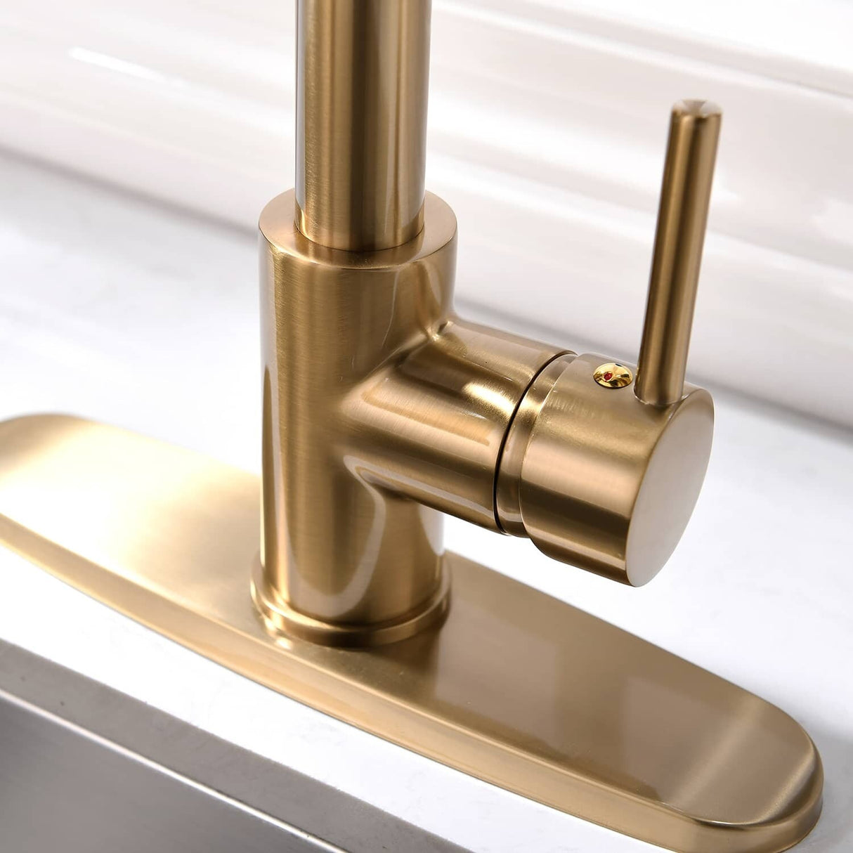 Commercial Kitchen Sink Faucet With Pull Down Sprayer Single Handle Kitchen Faucets Brushed Gold Solid Brass Modern Taps