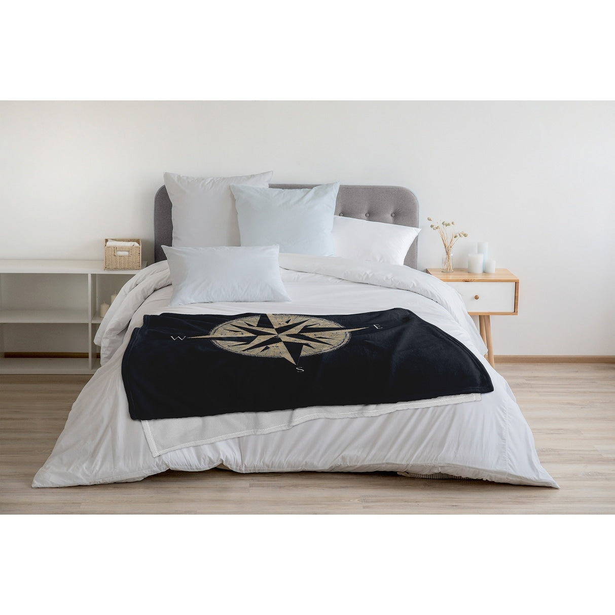 Compass Fleece Throw Blanket