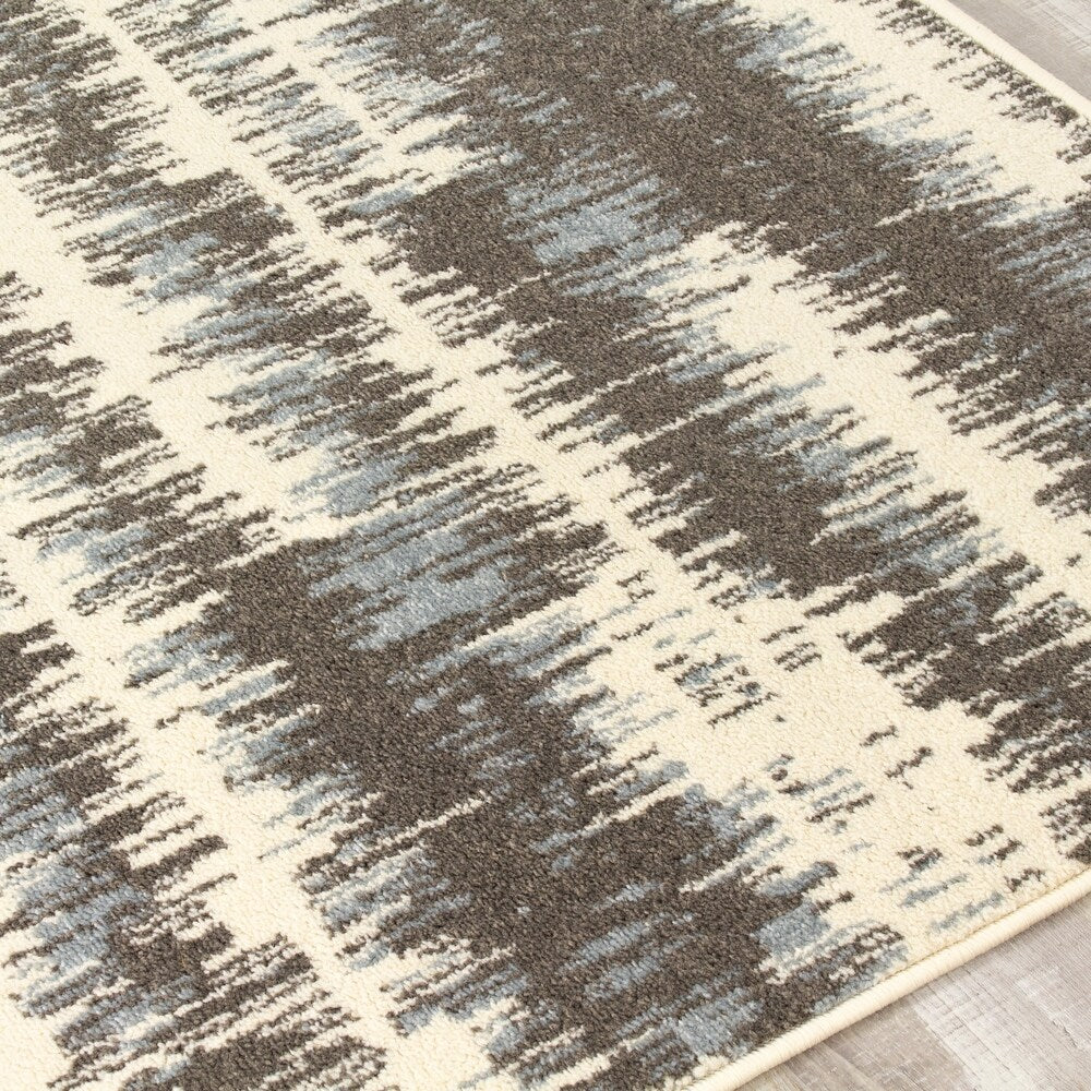 Confort Cream/Grey Polypropylene Pencil Stripes Rug (5'3 x 7'7) - 5'3" x 7'7"