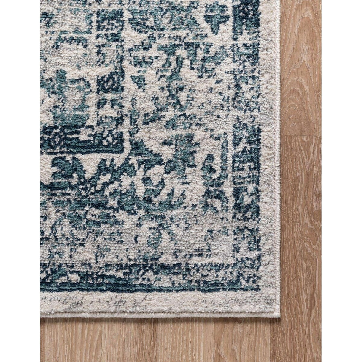 Contemporary Synnove Collection Area Rug