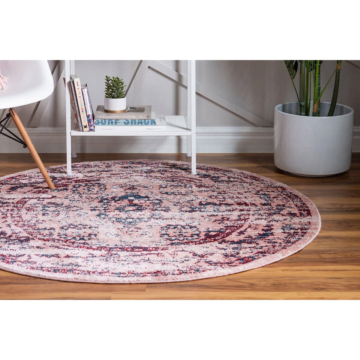Contemporary Synnove Collection Area Rug