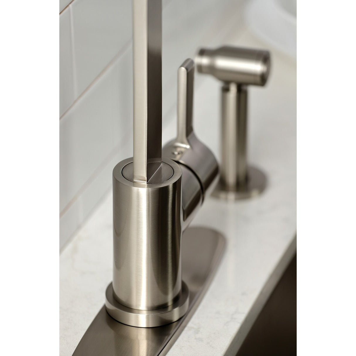 Kingston Brass Continental Single-Handle Kitchen Faucet with Brass Sprayer