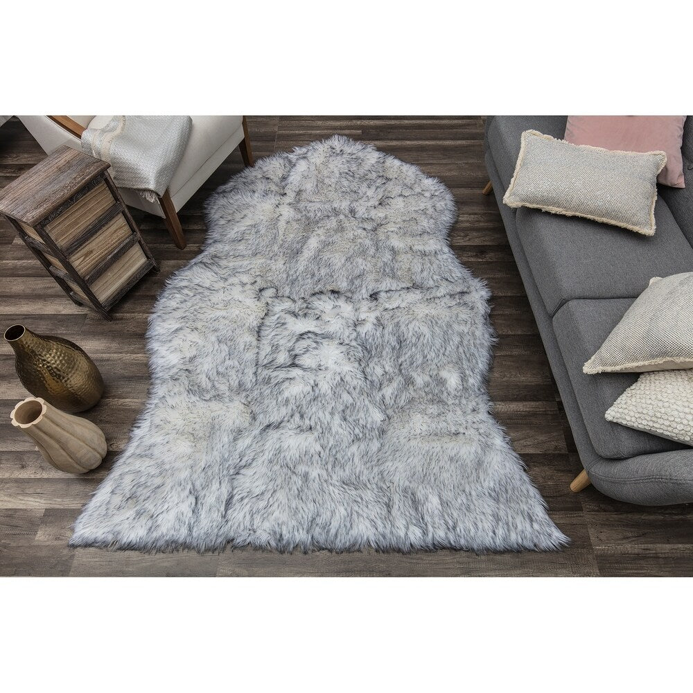 CosmoLiving Riche Collection Silver Argento rug