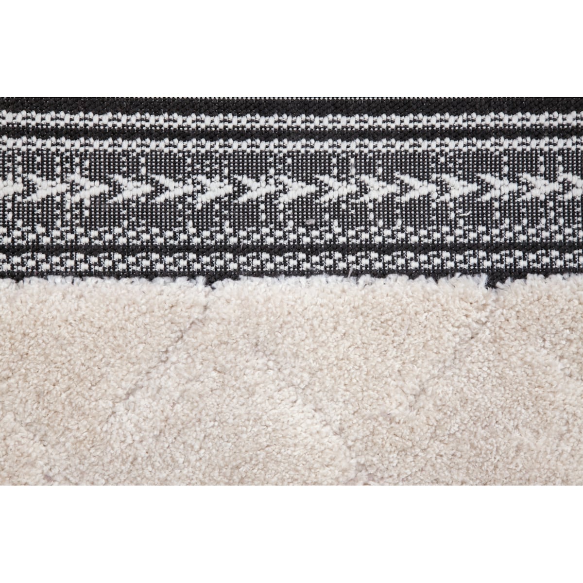 Cream Polypropylene Tufted Area Rug 8x10 - 8' x 10'