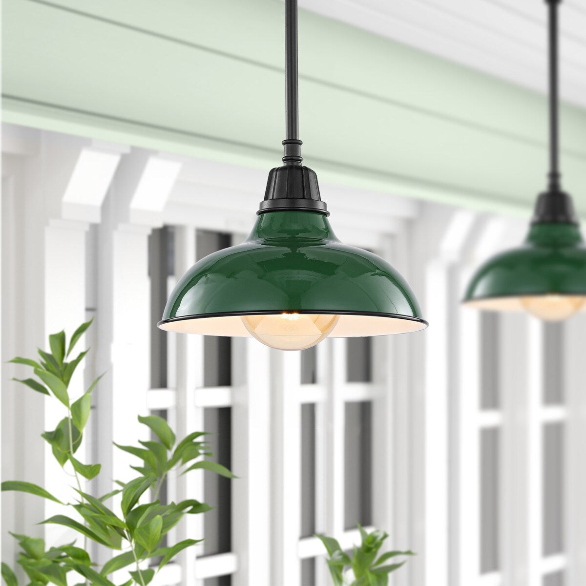 Croydon 12.25" 1-Light Farmhouse Industrial Indoor/Outdoor Iron LED Pendant, by JONATHAN Y - 12.25