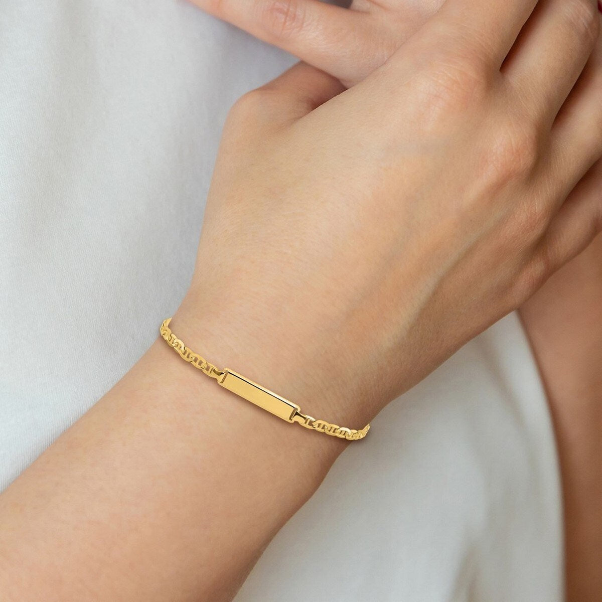 Curata 10k Yellow Gold Engravable Flat 4mm Mariner Anchor Link ID Bracelet 7 Inch