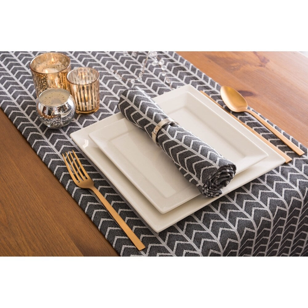 DII Black & White Table Runner