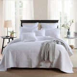 Daily Boutik King size White 3-Piece Quilt Bedspread Set 100-Percent Cotton Floral Medallion Pattern