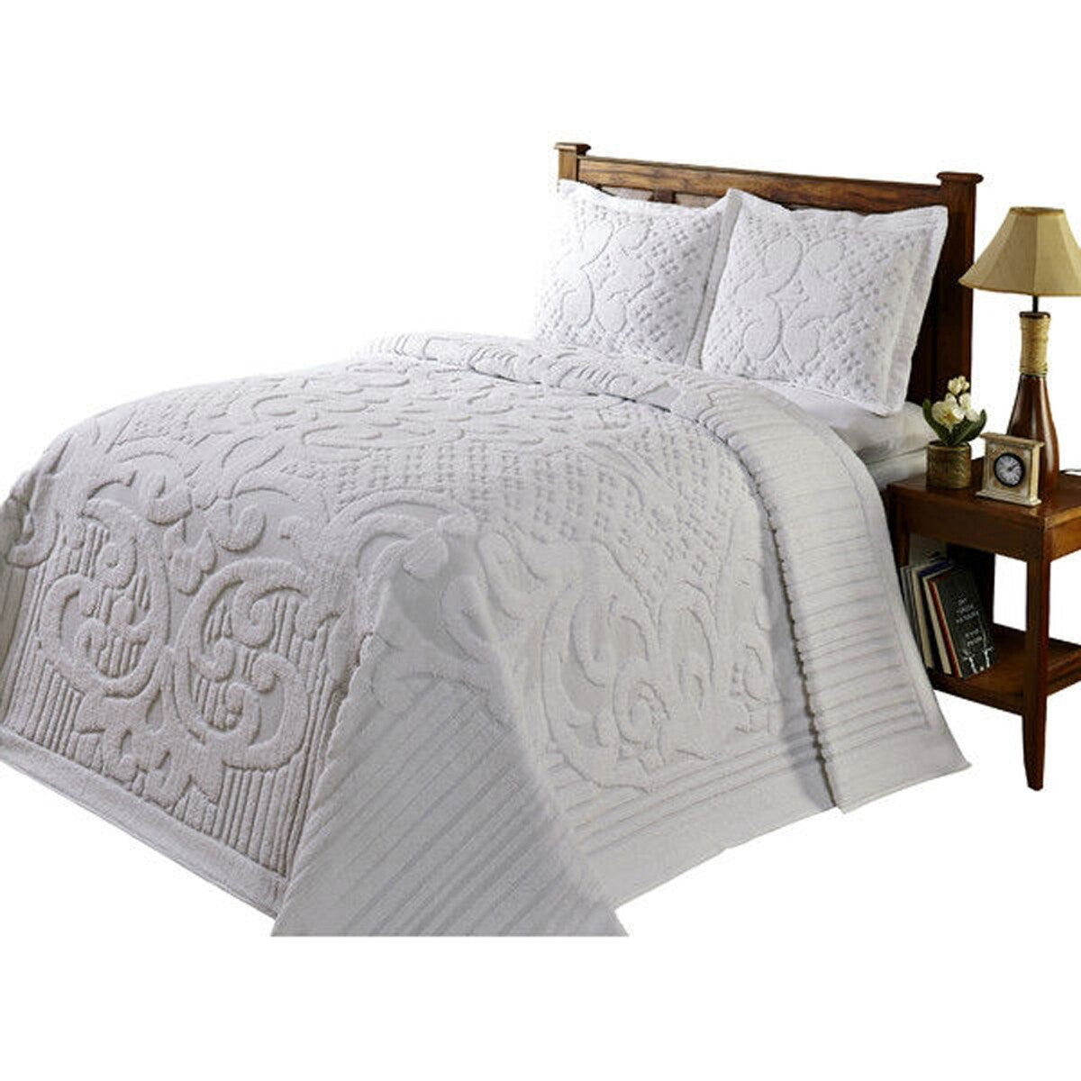 Daily Boutik Queen size 100-Percent Cotton Chenille Bedspread in White