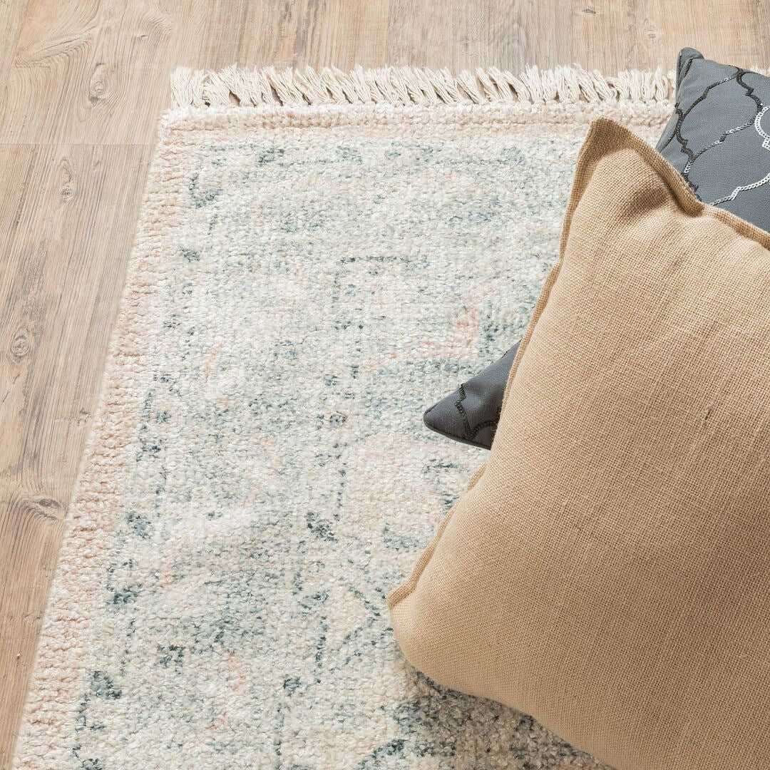 Darya Home Cami Collection Traditional Oriental Area Rug Beige