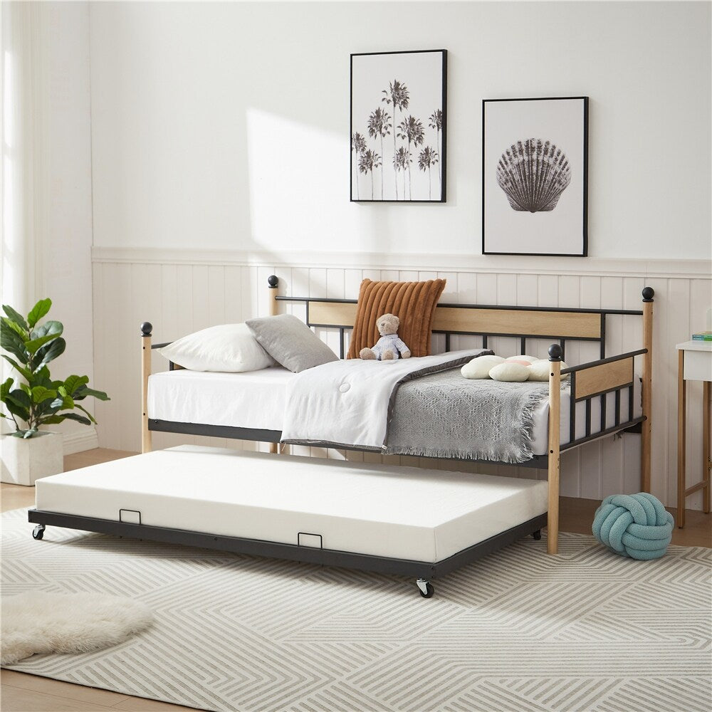 Daybed, Sofa Bed Metal Framed with Trundle Twin Size