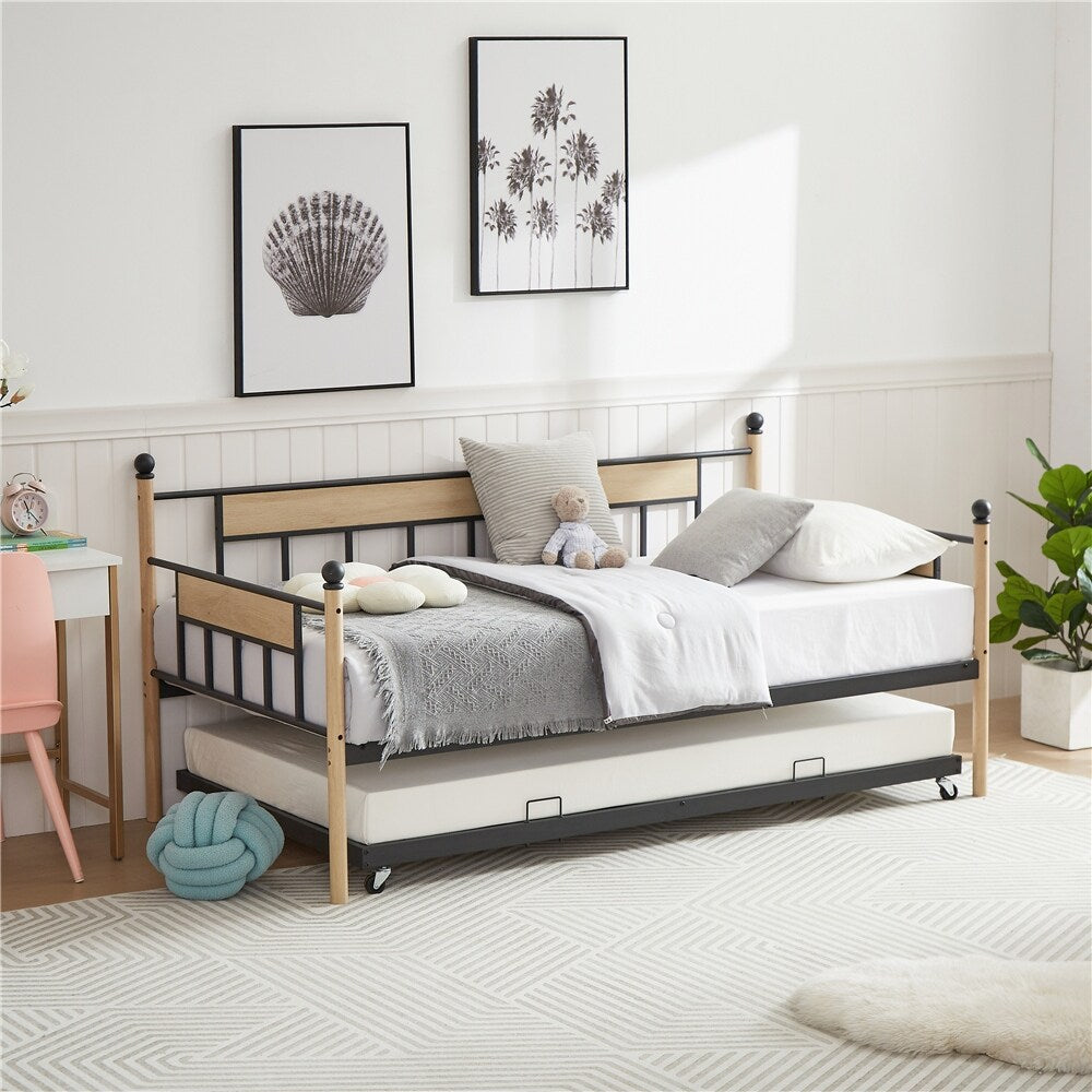 Daybed, Sofa Bed Metal Framed with Trundle Twin Size