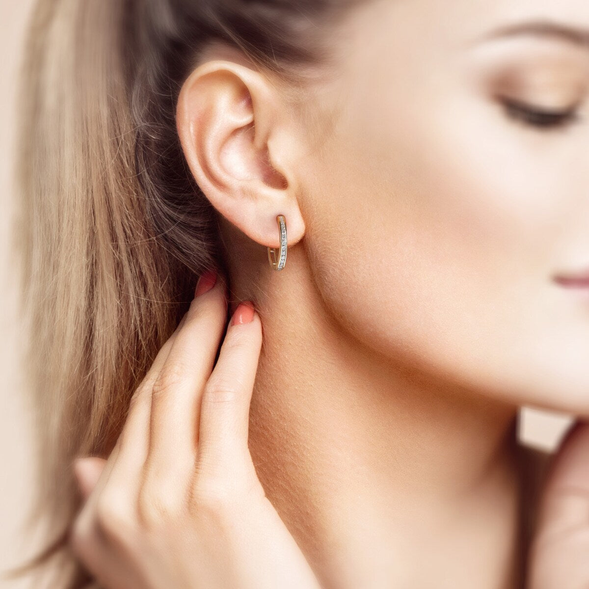 De Couer 10k Gold Diamond Hoop Earrings