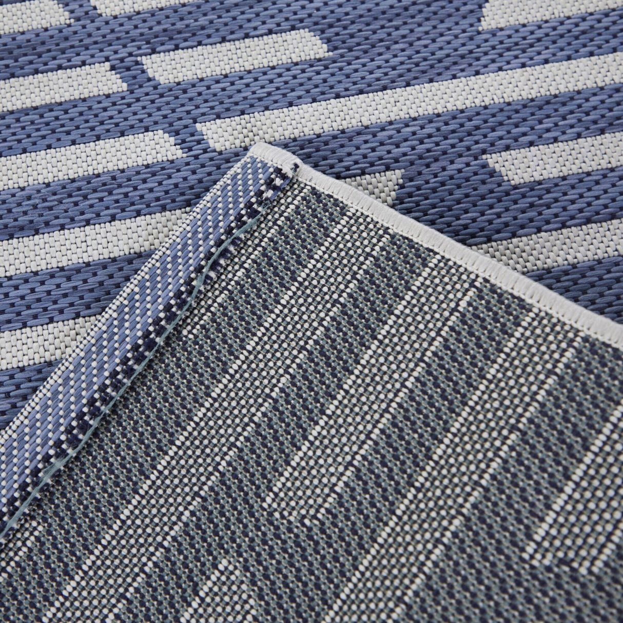 Degas Striped Trellis Indoor/Outdoor Area Rug