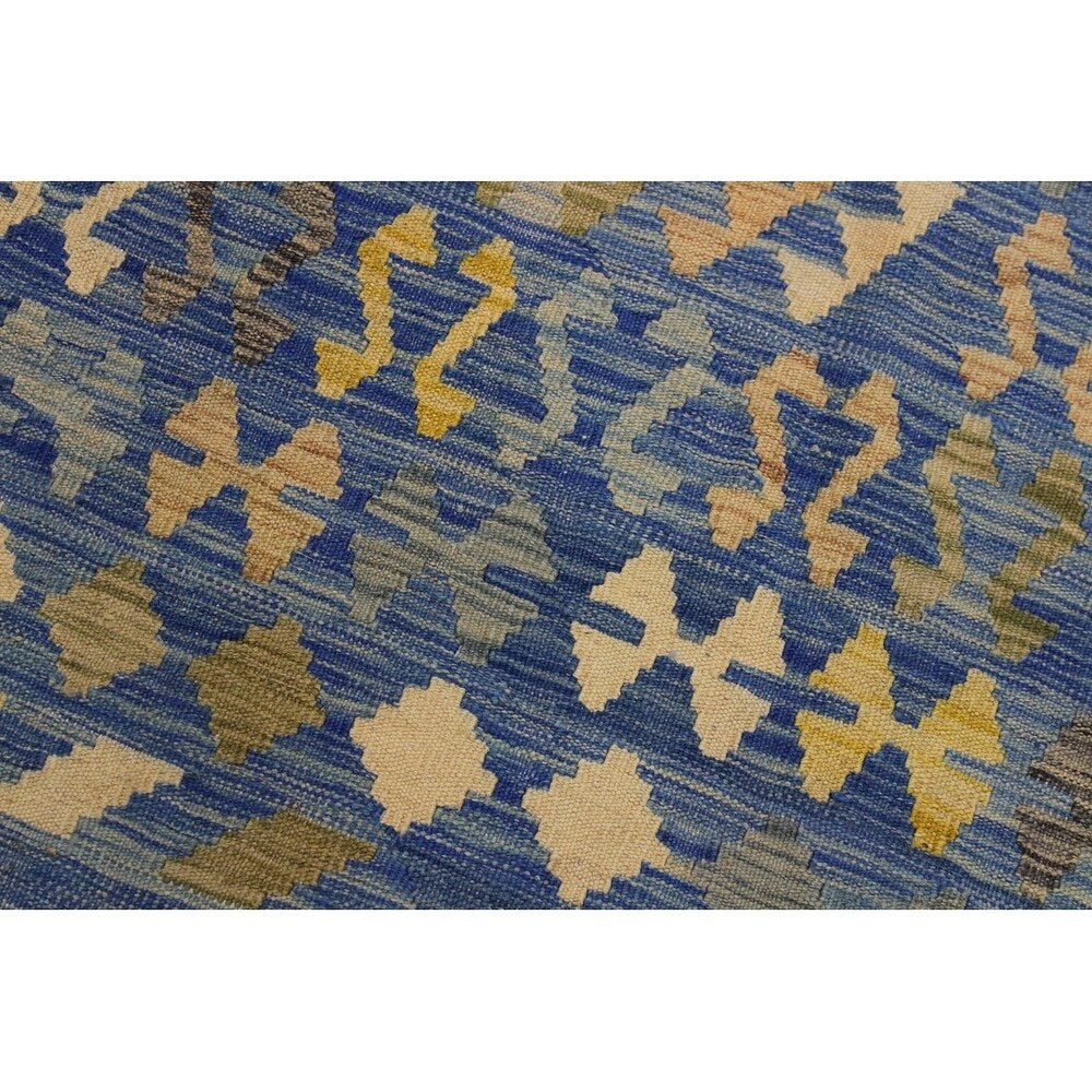 Demetric Blue/Gray Hand-Woven Kilim Wool Rug - 6'9 x 9'7 - 6'9" x 9'7"