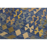 Demetric Blue/Gray Hand-Woven Kilim Wool Rug - 6'9 x 9'7 - 6'9" x 9'7"