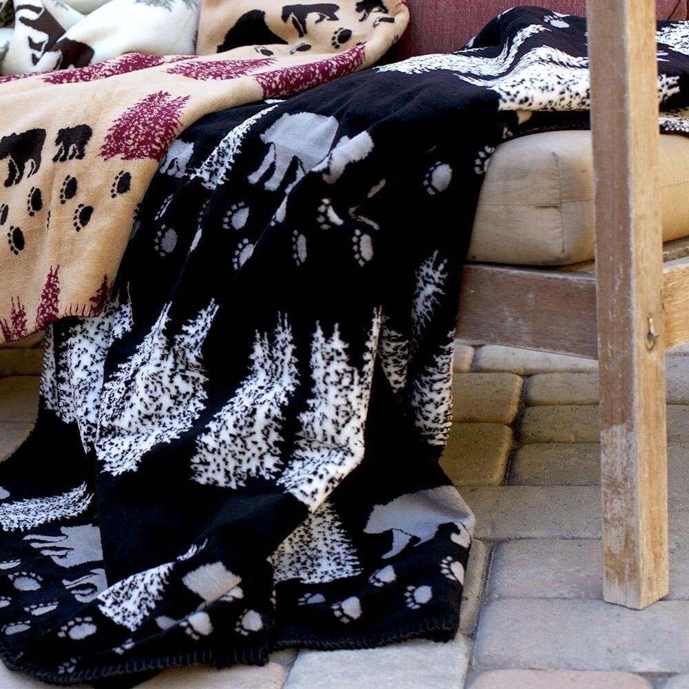 Denali Black Denali Bear/Black Microplush Blanket