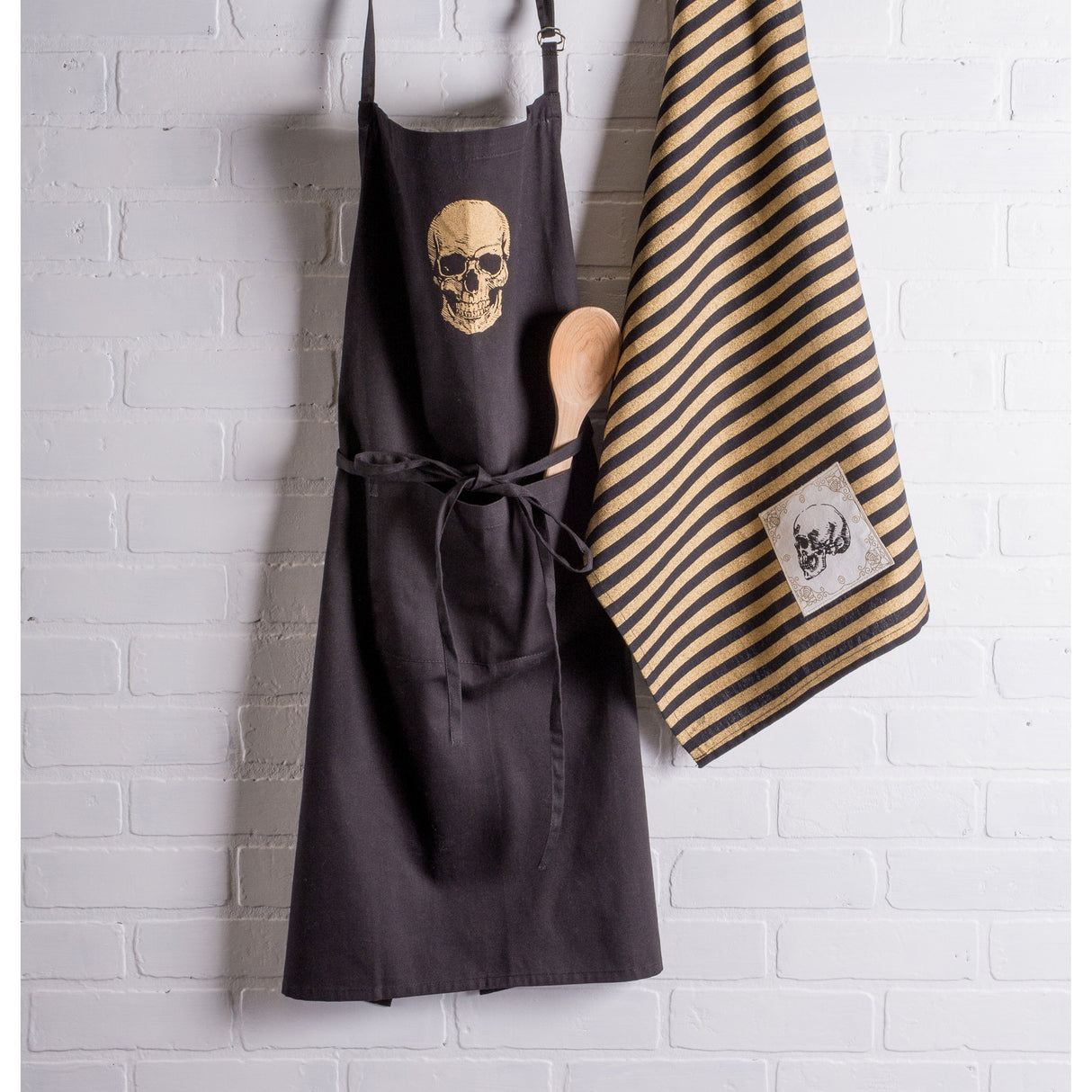 Design Imports Gold Skull Print Chef Kitchen Apron