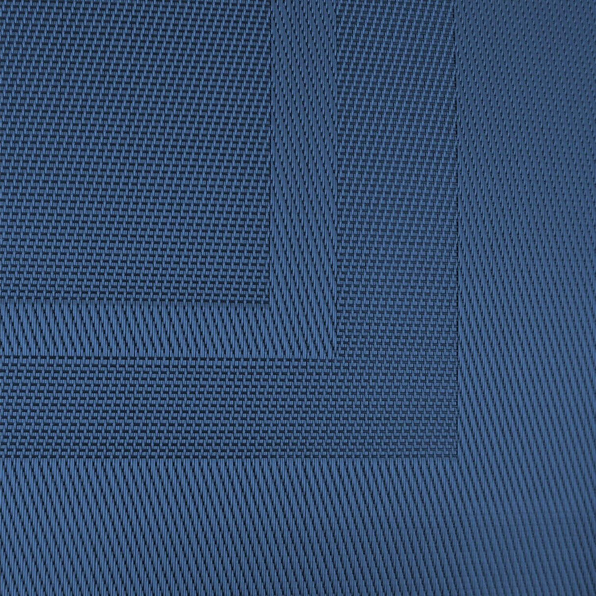 776084330