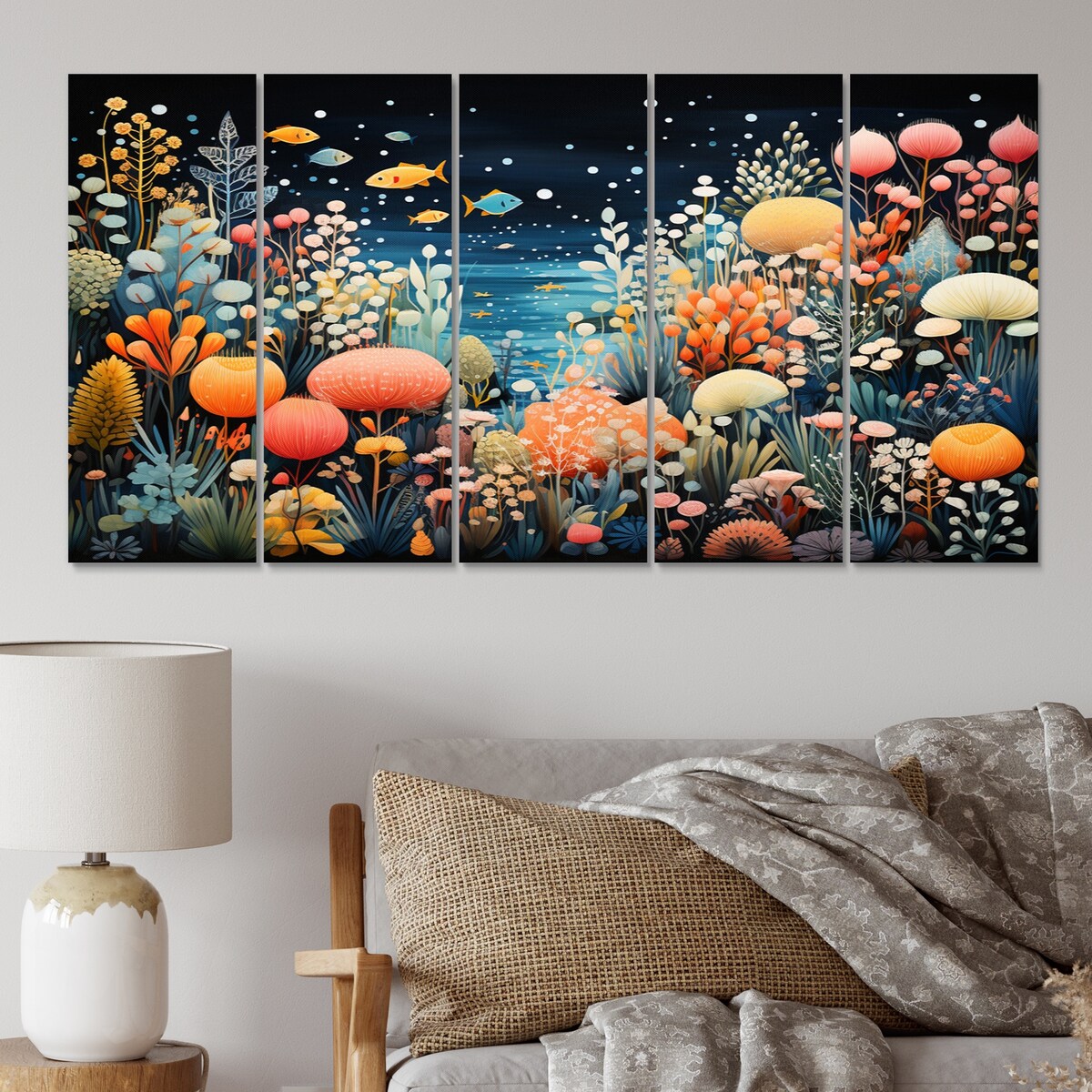 Designart "Aquariums Aquatic Pointillism An II" Nautical & Beach Metal Art Print Set