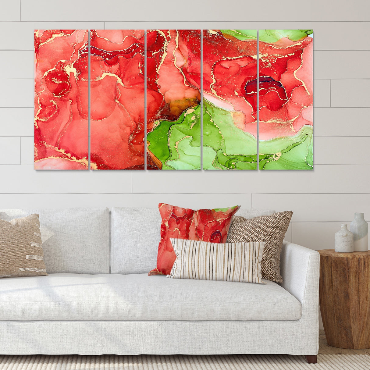 Designart "Red And Green Luxury Abstract Fluid Art" Modern Canvas Wall Art Print