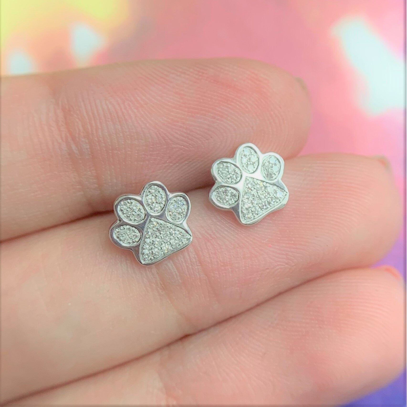 Joelle Collection Diamond Dog Paw Studs Earrings 14K Gold 1/8ct TDW
