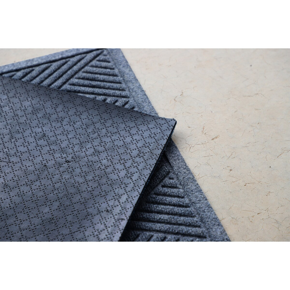 WaterHog Diamonds 2'x3' Indoor/Outdoor Door Mat