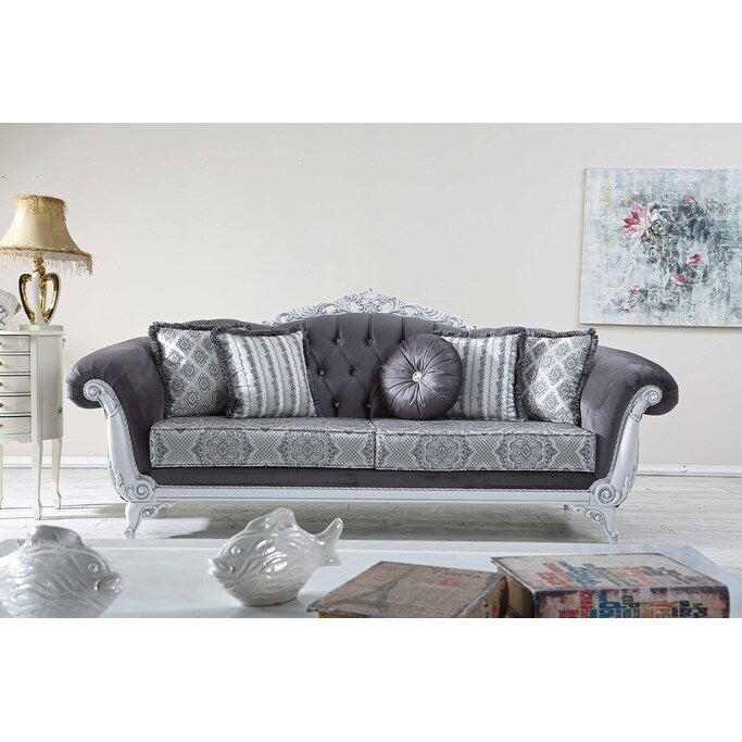 Pres Traditional Sofa