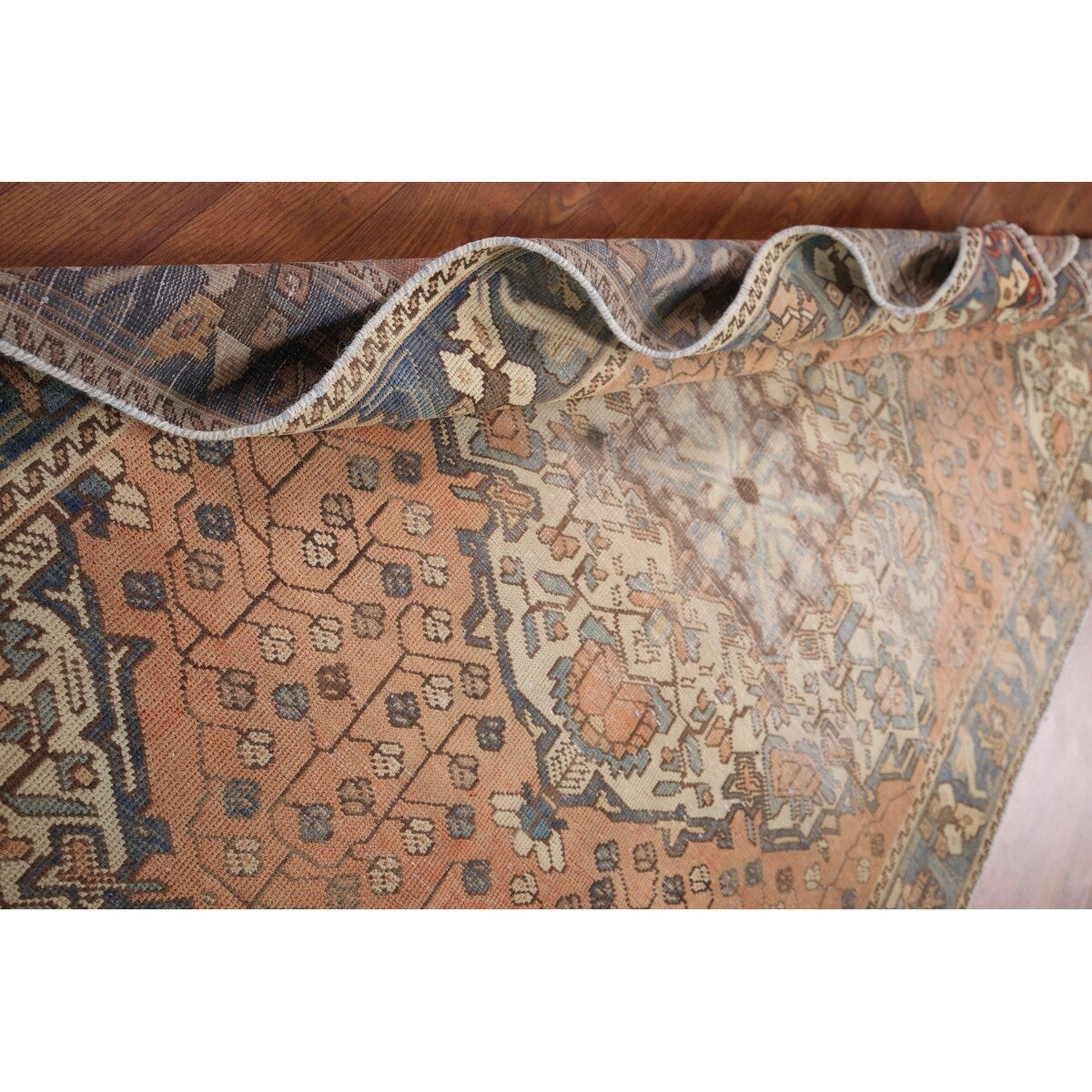 Distressed Bakhtiari Persian Vintage Area Rug Hand-Knotted Wool Carpet - 4'5" x 6'9"