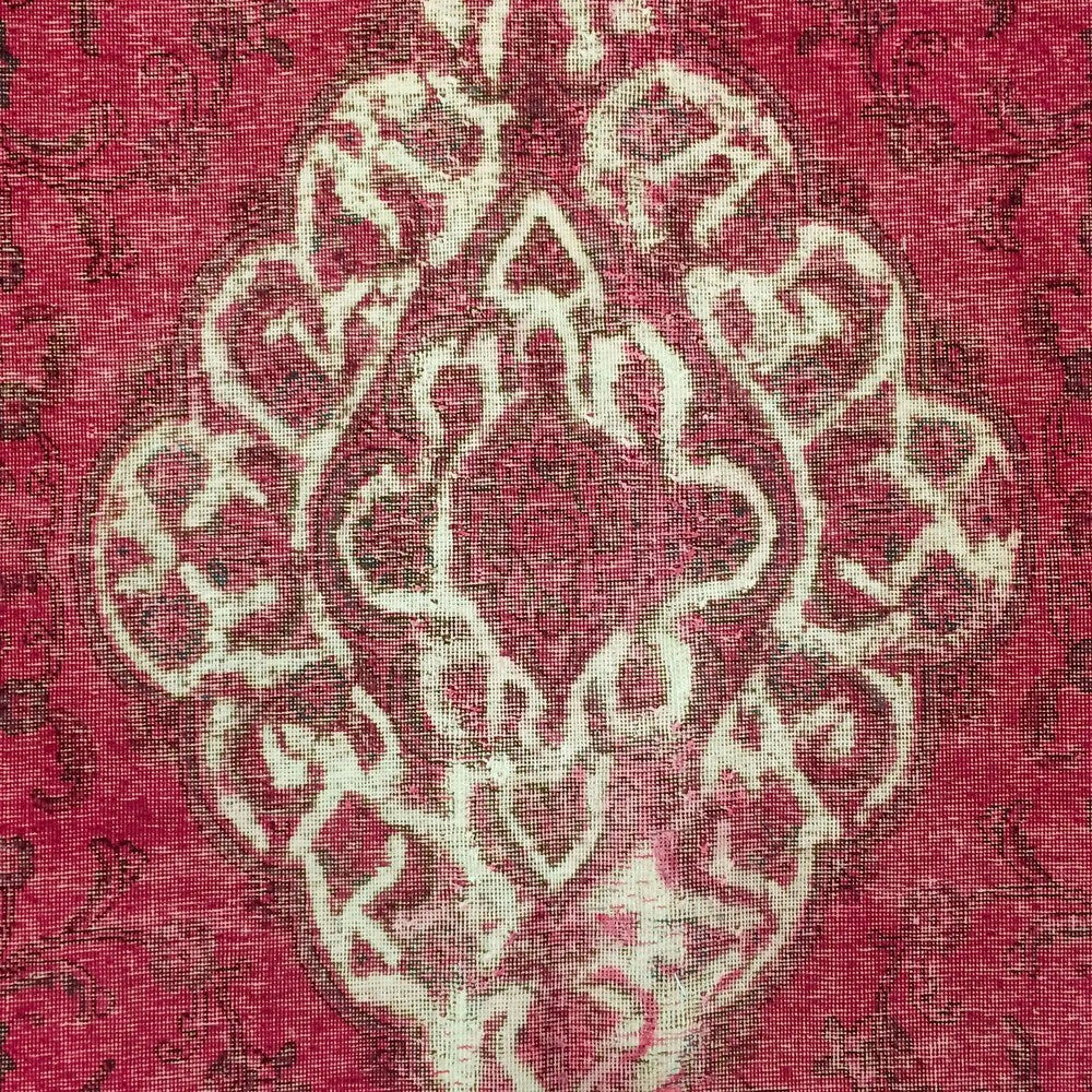 Distressed Brittane Pink Hand-Knotted Rug (5'8 x 9'0)