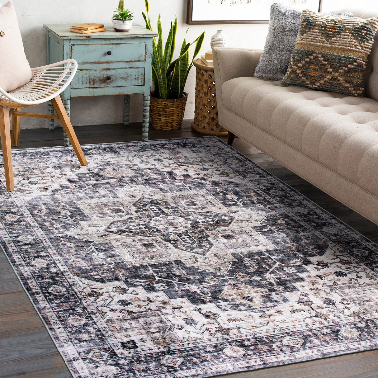 World Rug Gallery Distressed Traditional Machine Washable Area Rug