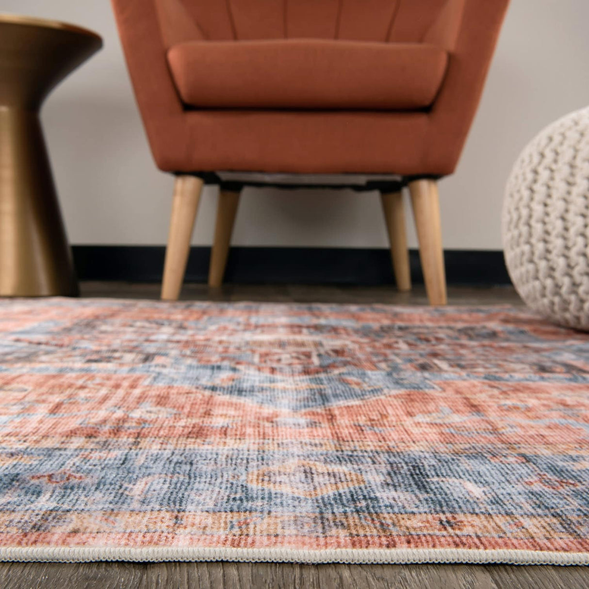 World Rug Gallery Distressed Traditional Machine Washable Area Rug