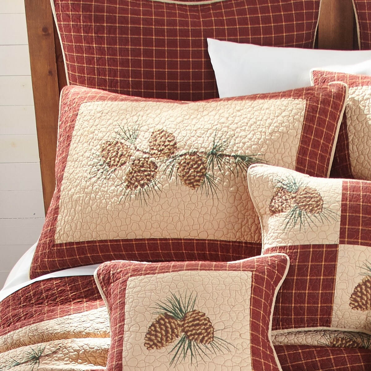 Donna Sharp Pine Lodge Quilt Set