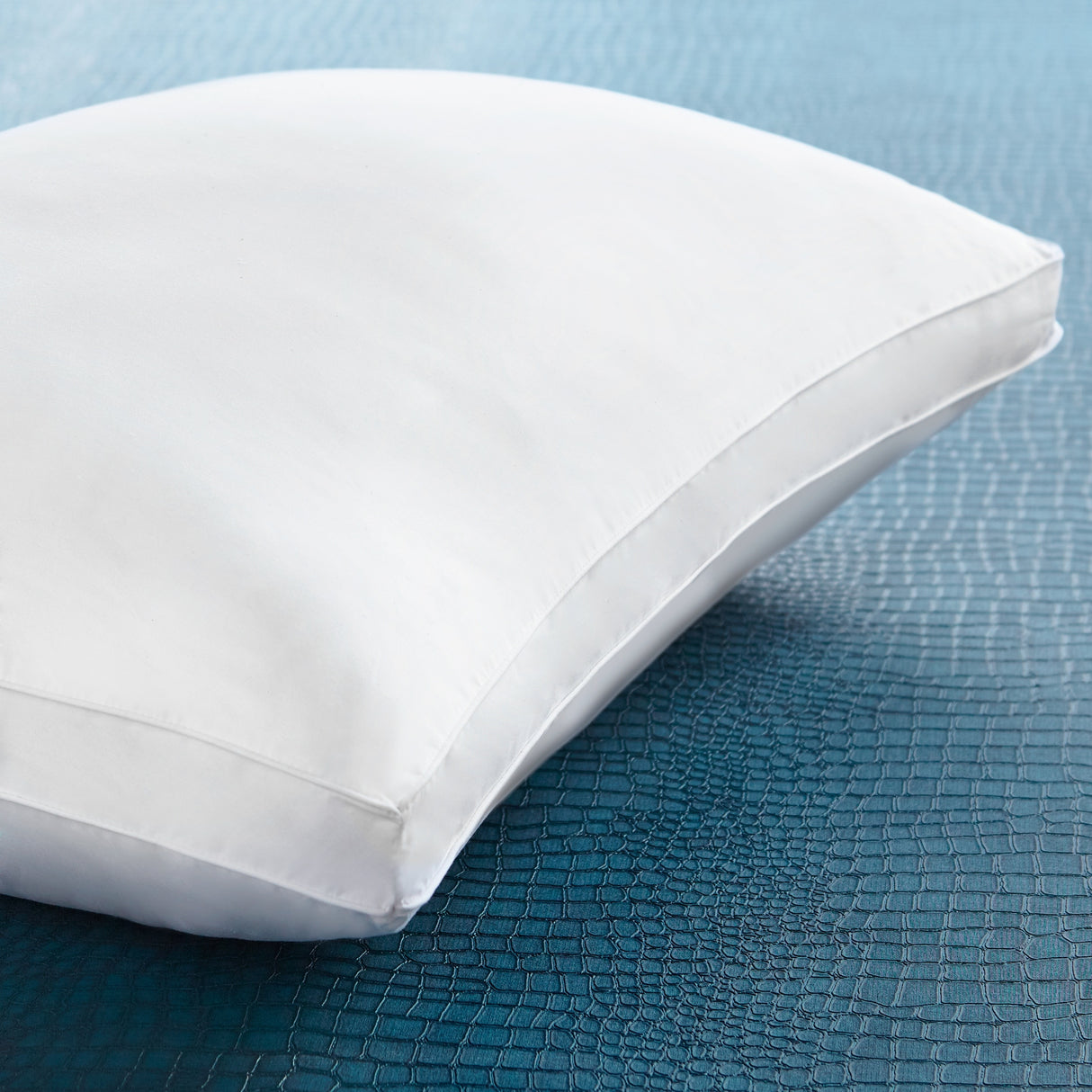 Dream Naturally PrimaLoft® Renew Down Alternative Pillow