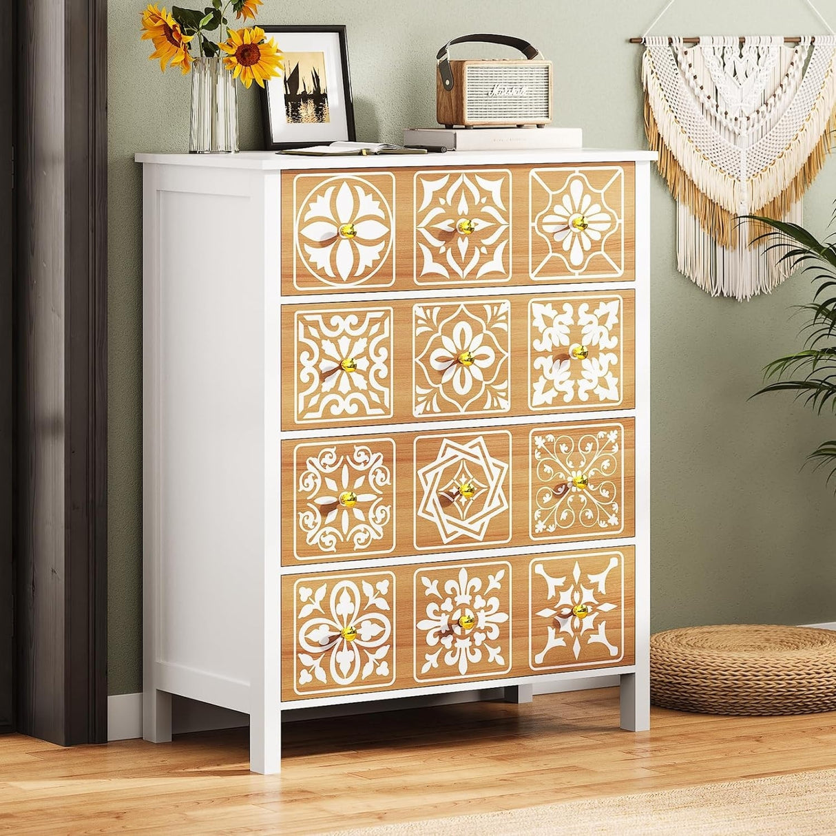 Dresser for Bedroom with 4 Drawers Charging Station