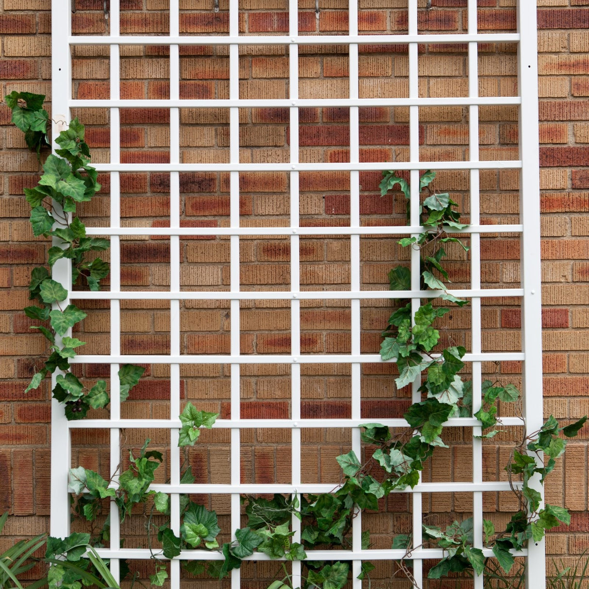 DuraTrel Winchester White Vinyl Wall Trellis